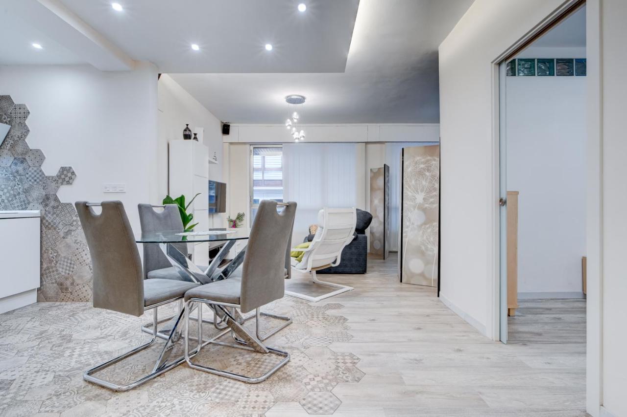 Precioso Apartamento Cercano Al Mar, Parking, 4 Pax Fontarrabie Extérieur photo